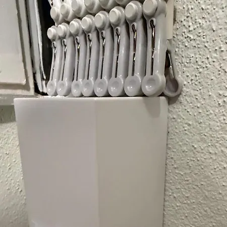 Limidi Homes --- Spacious Two-bedroom In Centre --- Ideal Location For Exploring