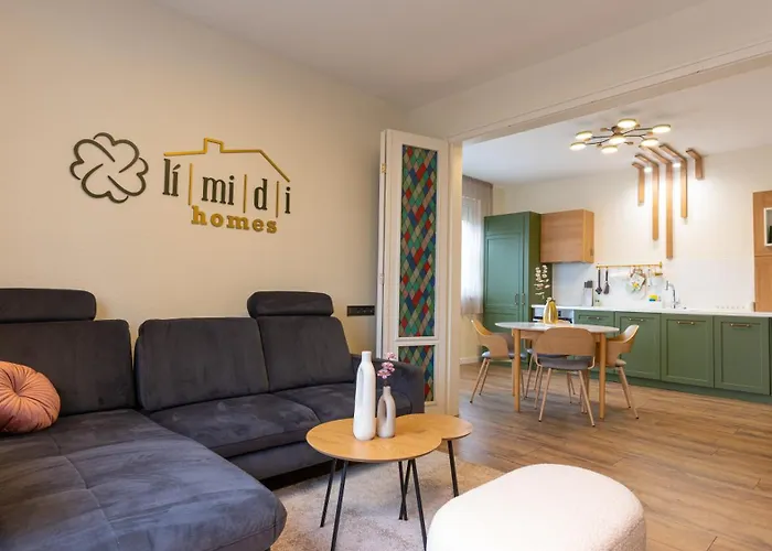 Limidi Homes - Spacious 2-bedroom Centre * Veliko Tarnovo