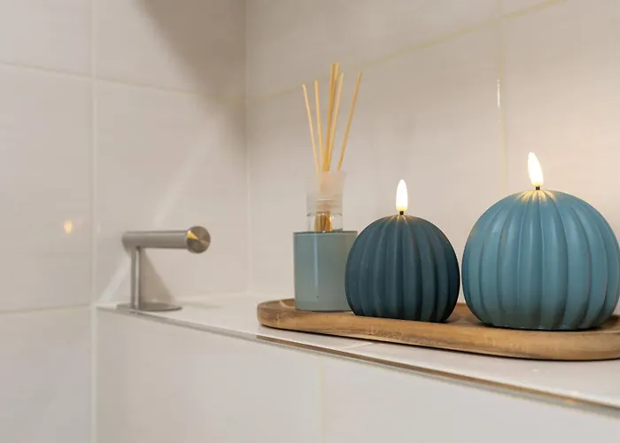 Limidi Homes - Spacious 2-bedroom Centre